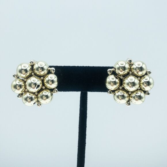 Vintage Lisner Gold Tone Beaded Cluster Clip-On Earrings 1950s Signed Retro - Picture 7 of 11